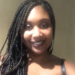 Meet your Posher, Ashley